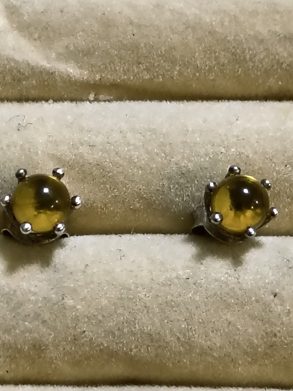 Yellow Amber Cabochon Stud Earrings - Classic Women's Jewelry